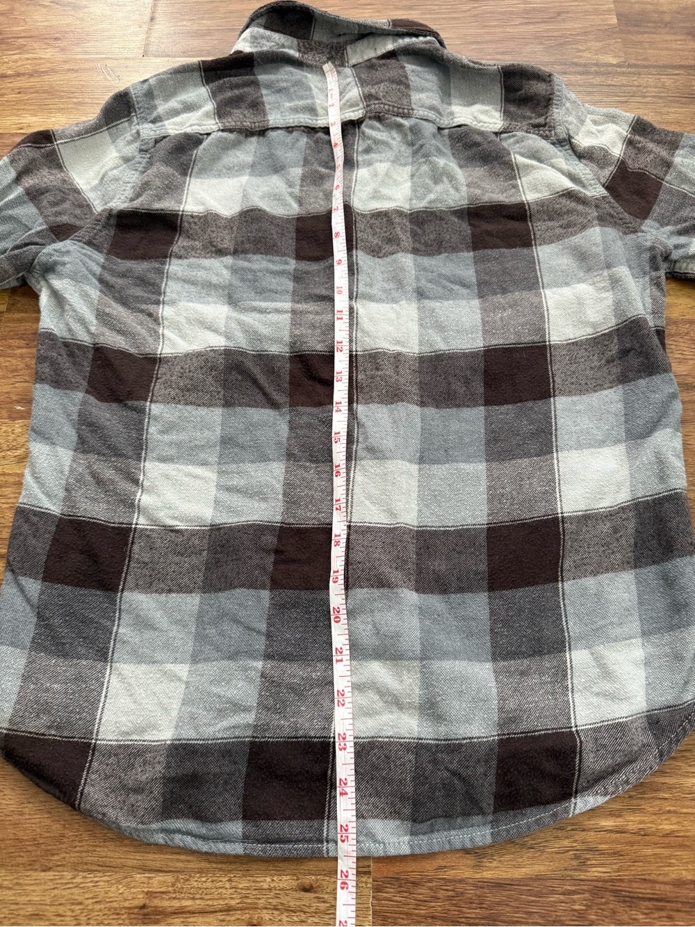 Hollister Brown and Gray Plaid Button-Down Shirt - Picture 5 of 8